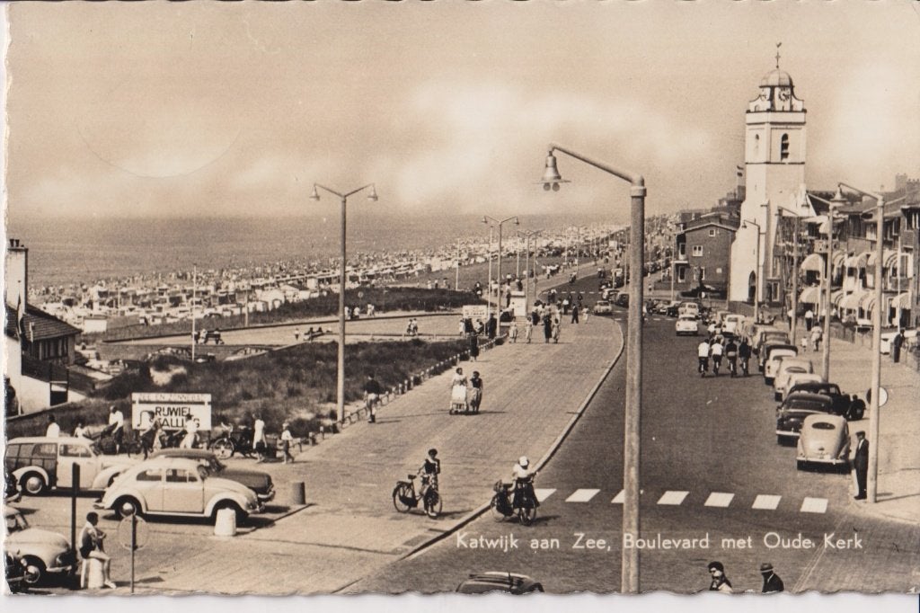 Katwijk aan Zee,  auto's, VW Kever, Morris Minor Traveller, Ophalen of Verzenden, 1940 tot 1960, Gelopen, Zuid-Holland