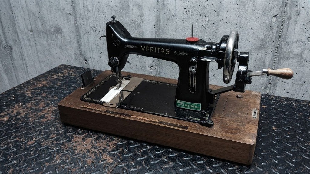 Oude Veritas Handnaaimachine Benning Leiden Vintage Jaren 50, Gebruikt, Naaimachine, Industrieel, Ophalen