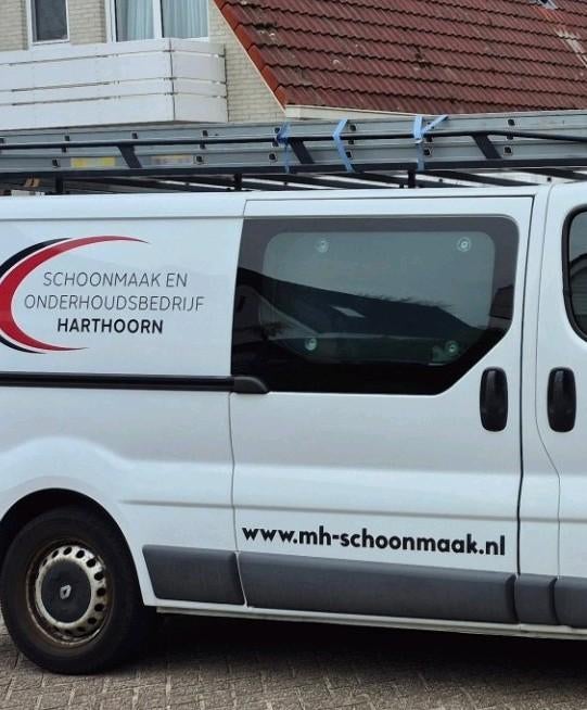 Looking for a 🧽Cleaning job? Just contact us, Vacatures, Profielen | Student zoekt bijbaan of stage