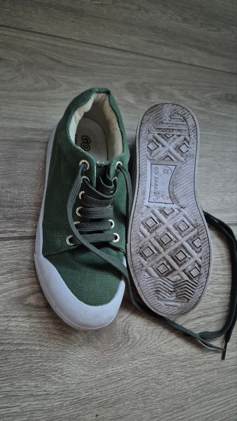 Groene sneakers maat 33 - Go Bananas, Ophalen of Verzenden