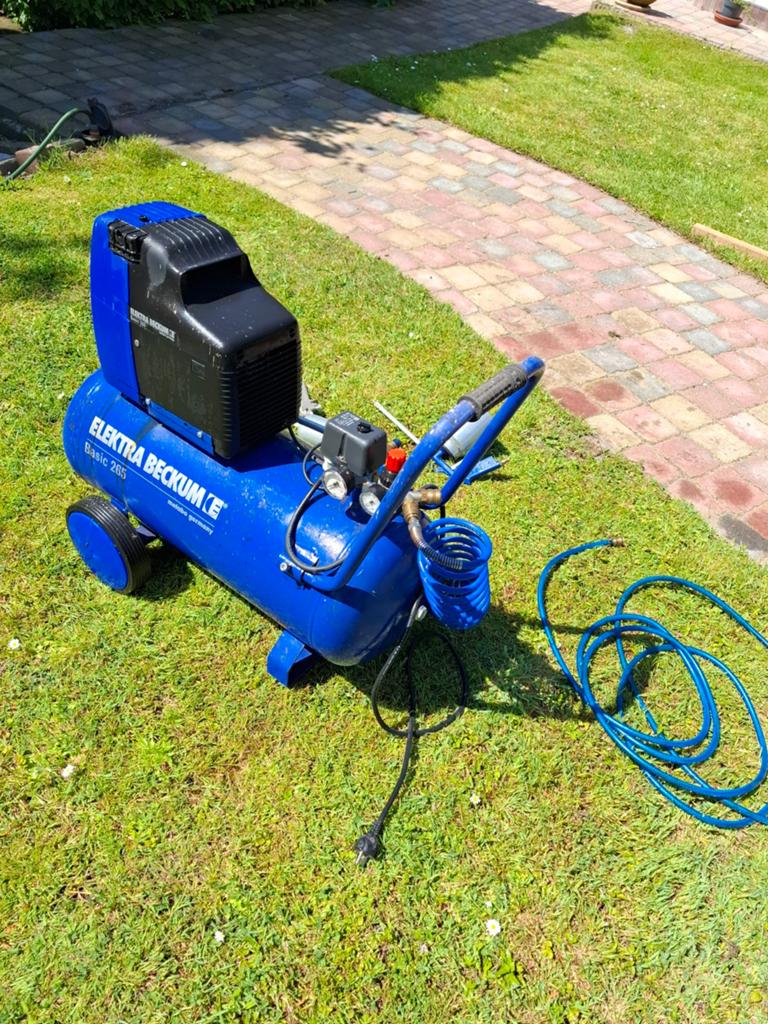 Elektra Beckum Basic 285 Compressor met accessoires, Doe-het-zelf en Verbouw, Compressors, Gebruikt, 200 tot 400 liter/min, Mobiel