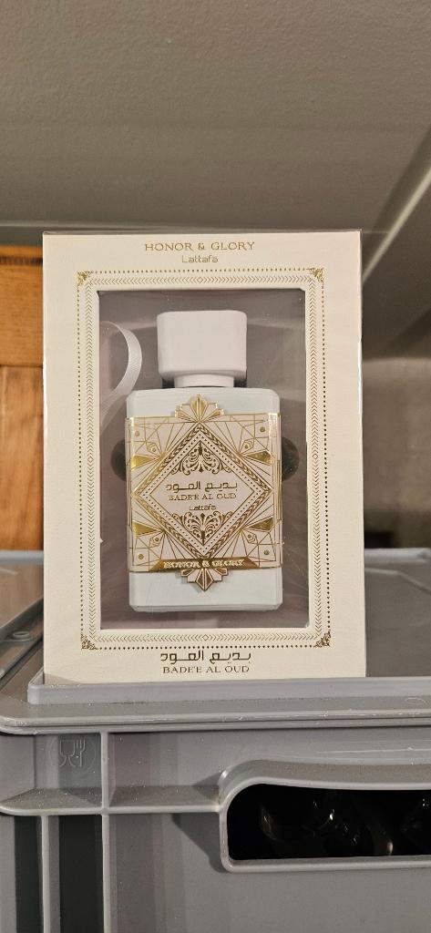 Lattafa Bade’e Al Oud Honor & Glory Eau de Parfum 100ML, Ophalen of Verzenden, Nieuw