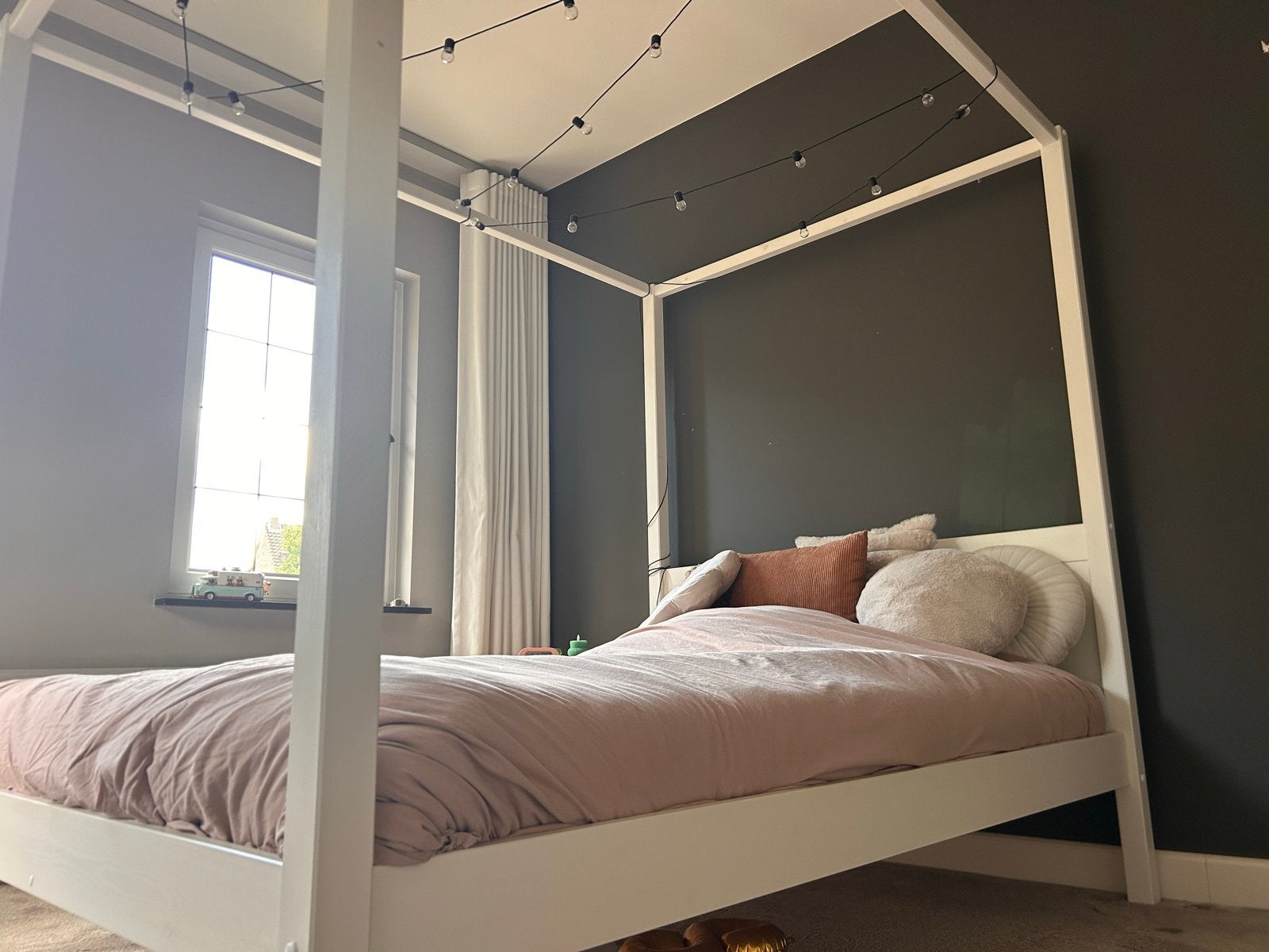 Prachtig hemelbed 140 cm met leuke lampjes, Ophalen, Gebruikt, Wit, 140 cm