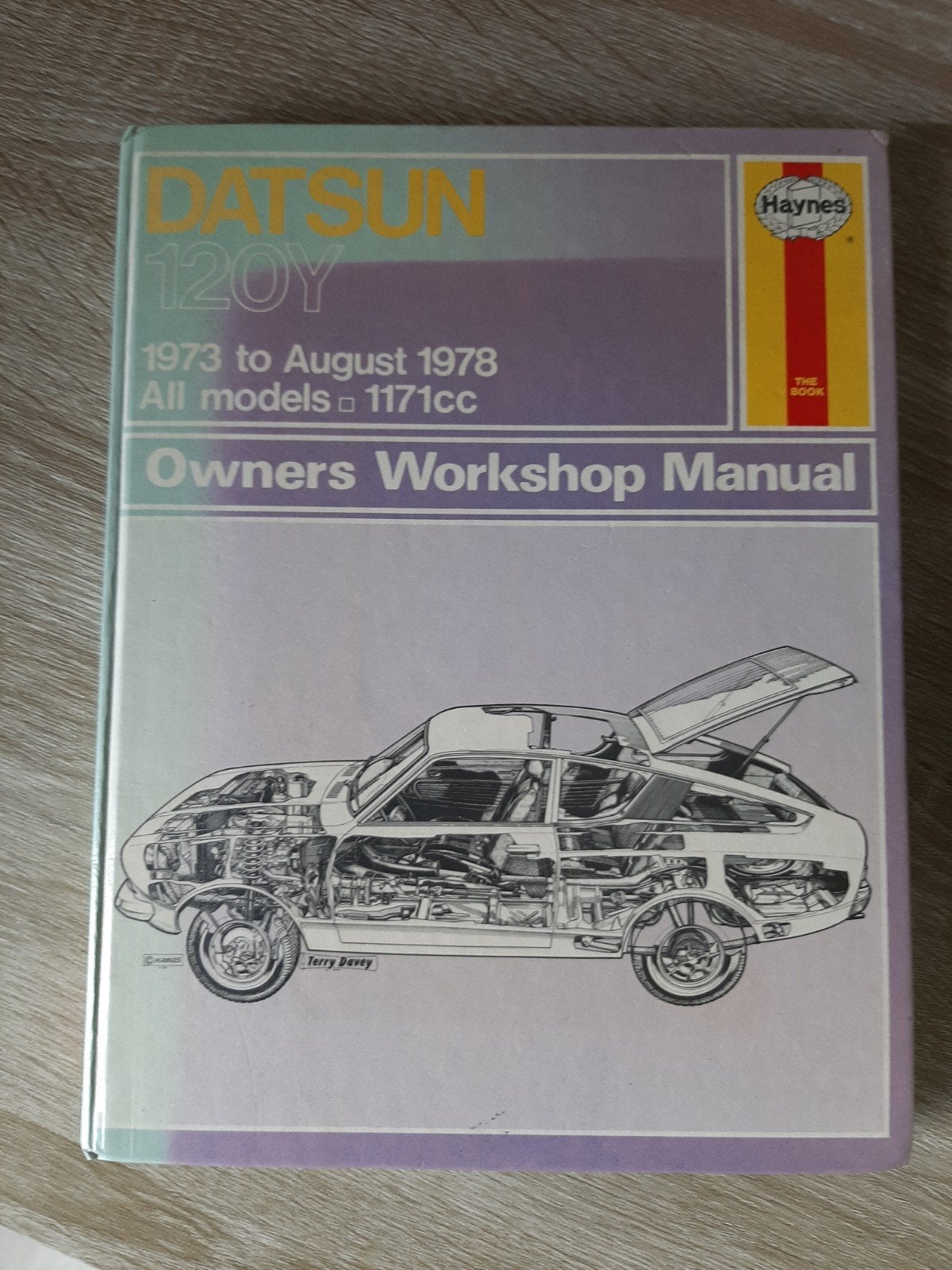 Datsun 120Y Owners Workshop Manual (1973-1978), Ophalen of Verzenden, Gelezen, Overige merken, J H Haynes and Peter Strasman