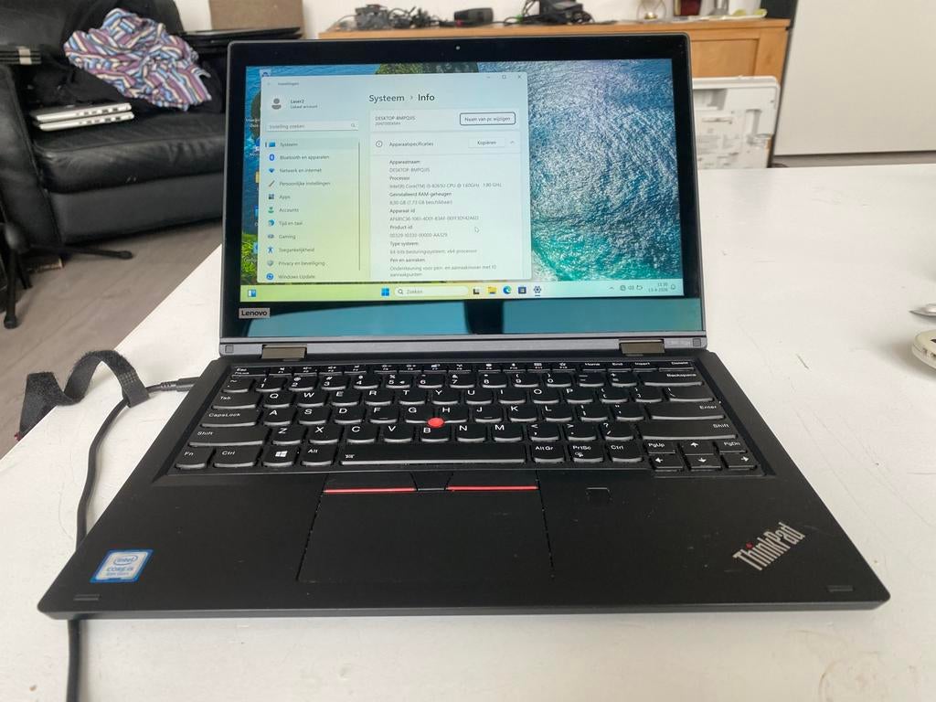 Lenovo ThinkPad Yoga Intel Core i5-8e gen Touchscreen, 2 tot 3 Ghz, Qwerty, 8 GB, 13 inch