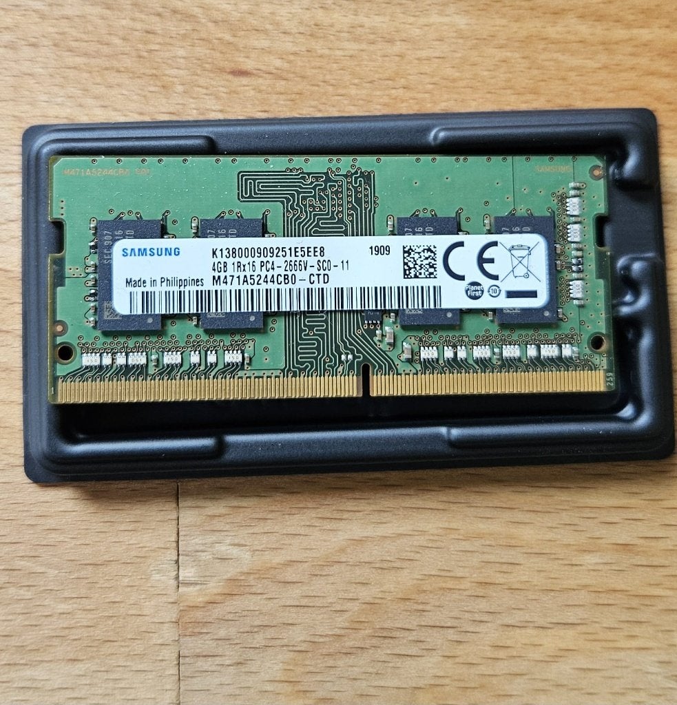 MEMORY DDR4 SDRAM, DDR4, Ophalen of Verzenden, Niet werkend, Laptop