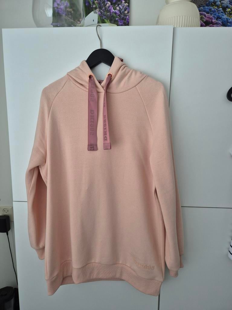 Hunkemoller Doutzen Collectie Roze hoodie met DK1985 logo, Maat 42/44 (L), Nieuw, Ophalen of Verzenden, Roze
