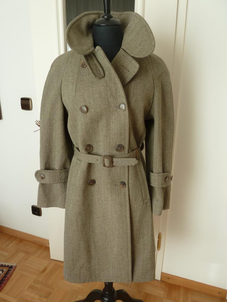 Brioni Italy luxe wollen jas 36/38 NL, topsegment, als nieuw, Kleding | Dames, Jassen | Winter, Zo goed als nieuw, Maat 36 (S)