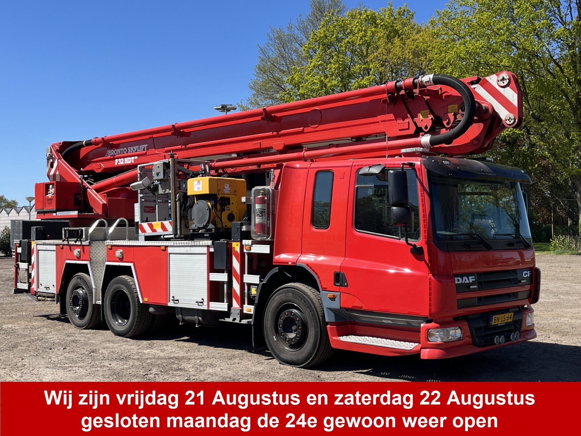 DAF AS75PC Hoogwerker Automaat 6x2 Brontoskylift 32 meter 1e, Auto's, Automaat, Stof, Zwart, 23800 kg