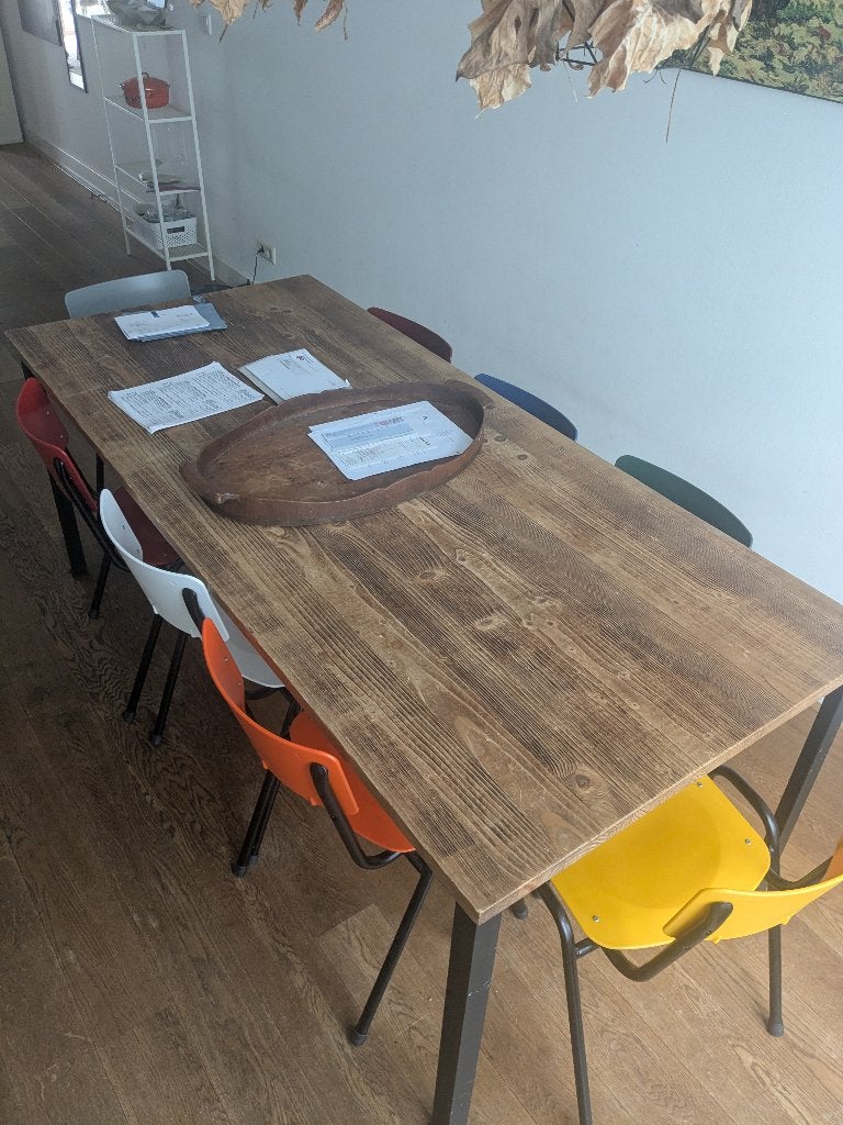 Big dining table and 8 colorful school chairs vintage retro, Ophalen, 200 cm of meer, 50 tot 100 cm, Zo goed als nieuw