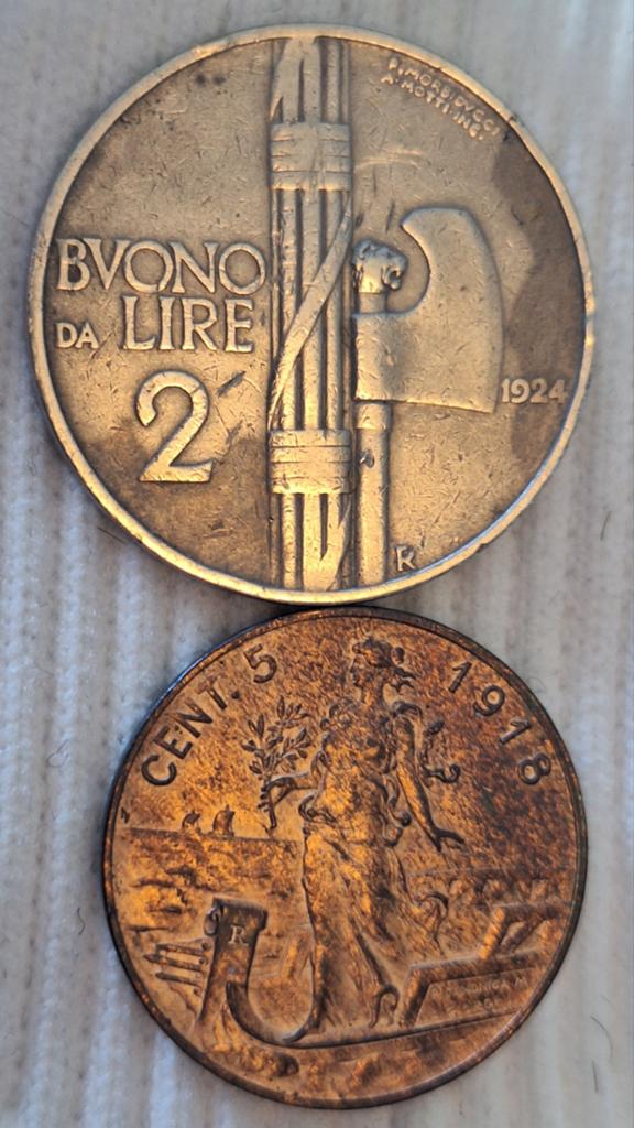 Italiaanse munten: 2 Lire 1924 & 5 Centesimi 1918, Verzenden, Gestempeld