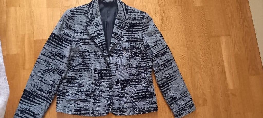 Blazer mt 42, Kleding | Dames, Zwart, Maat 42/44 (L), Ophalen of Verzenden, Zo goed als nieuw