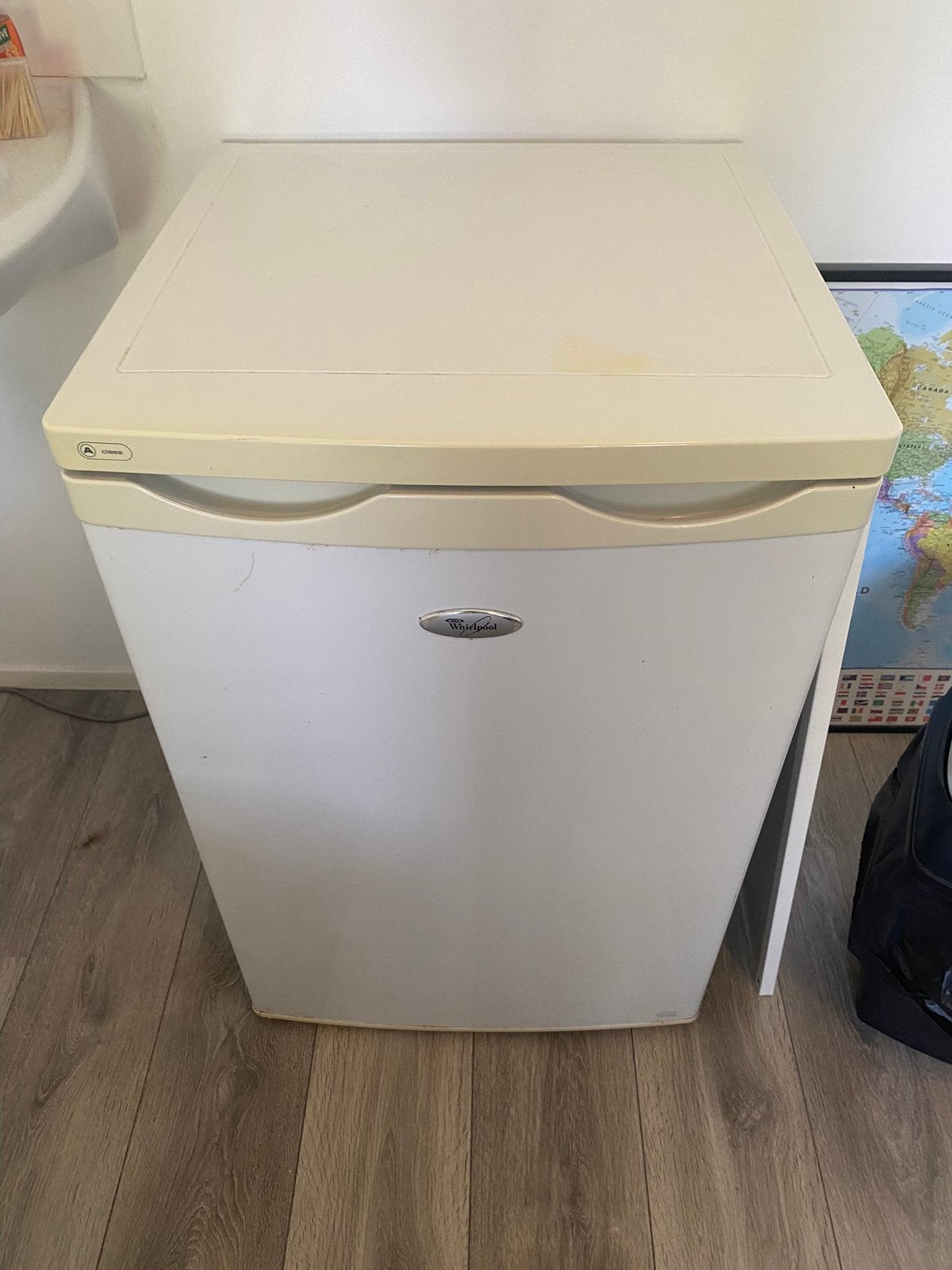 Kleine koelkast wit, Ophalen, Zonder vriesvak, Minder dan 85 cm, Minder dan 75 liter