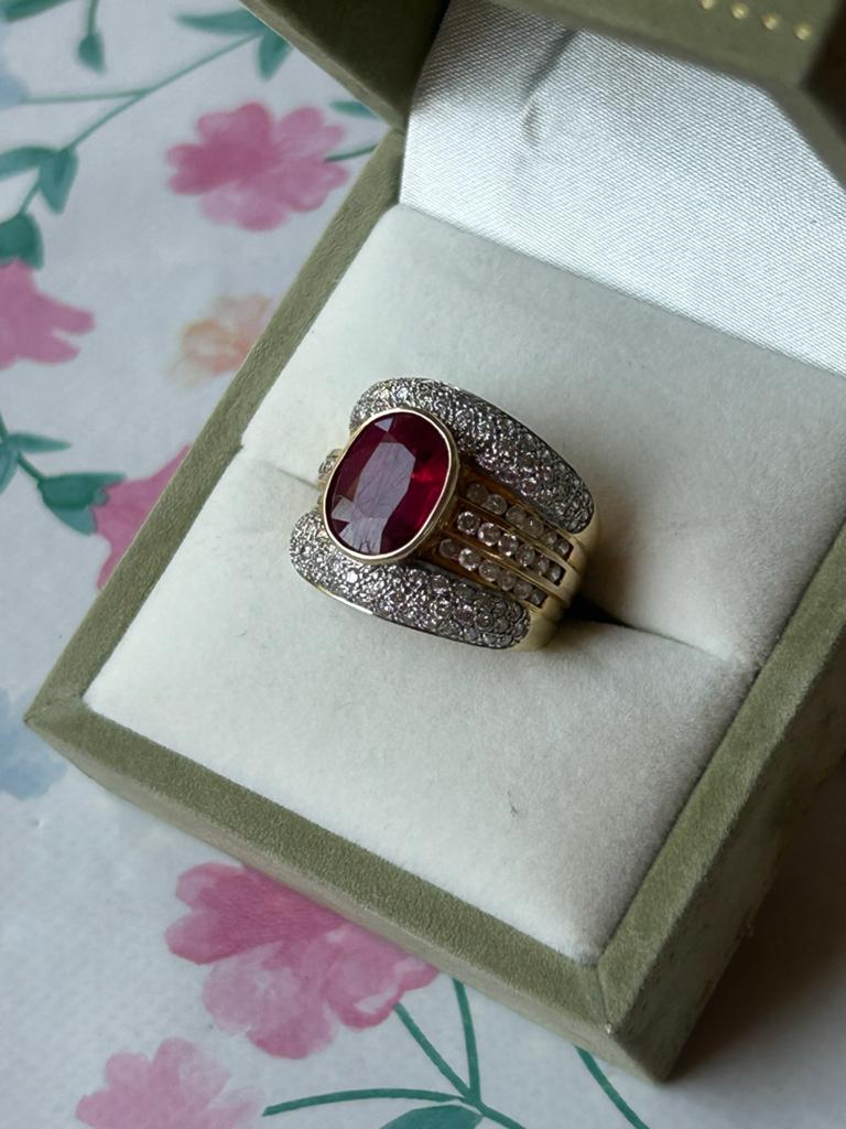 Gouden ring met robijn en diamanten, Ophalen, 19 tot 20, Zo goed als nieuw, Met edelsteen