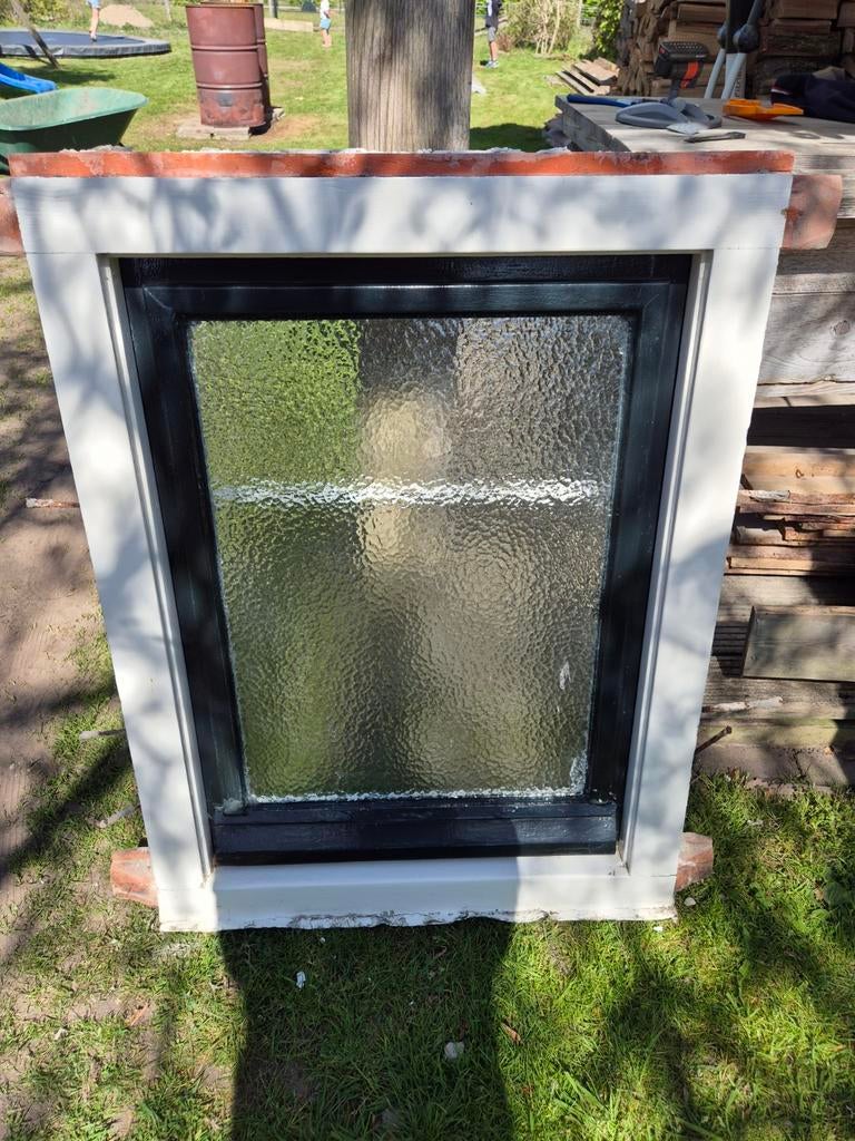 Kozijn en raam jaren '30 woning, glas uit 2016, Ophalen, Gevelraam of Ruit, Gebruikt, Minder dan 80 cm