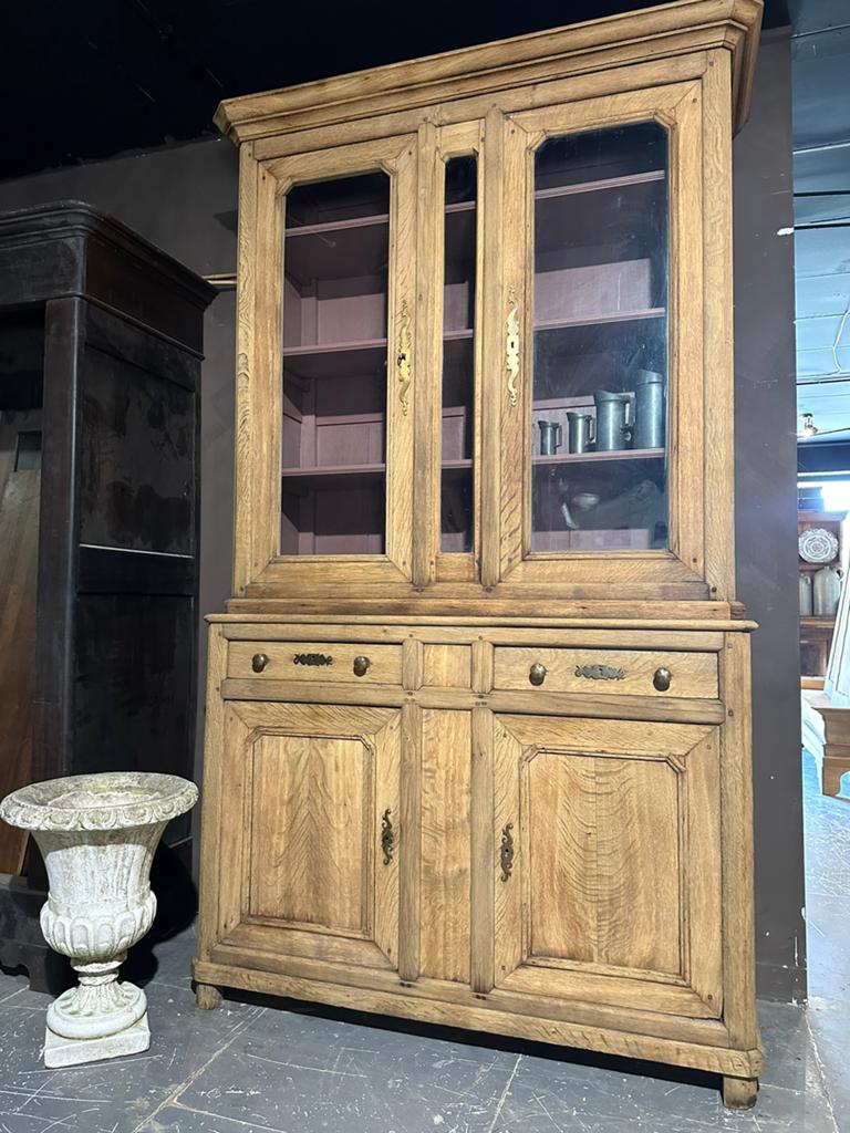 "HENDRICKX "  Eiken Vitrine Kast., Ophalen of Verzenden