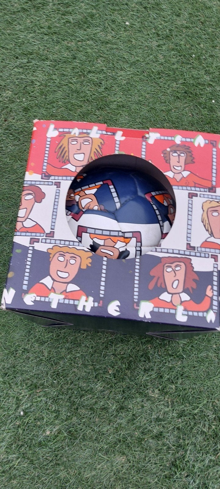 Voetbal met kunst van Johan Huijzer - Nieuw in doos, Ophalen of Verzenden, Nieuw, Bal