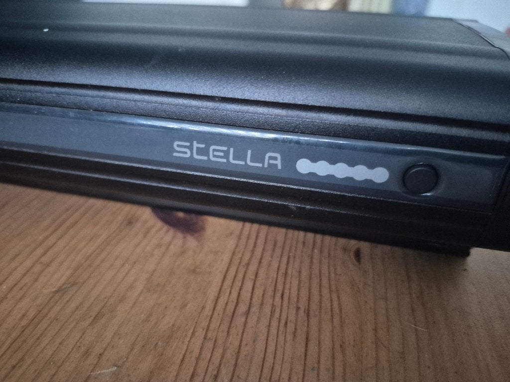 Defecte Stella accu Eleon SF 2.1 Rack 522Wh/14.5Ah black, Fietsen en Brommers, Elektrische fietsen, Ophalen, Gebruikt, Overige merken