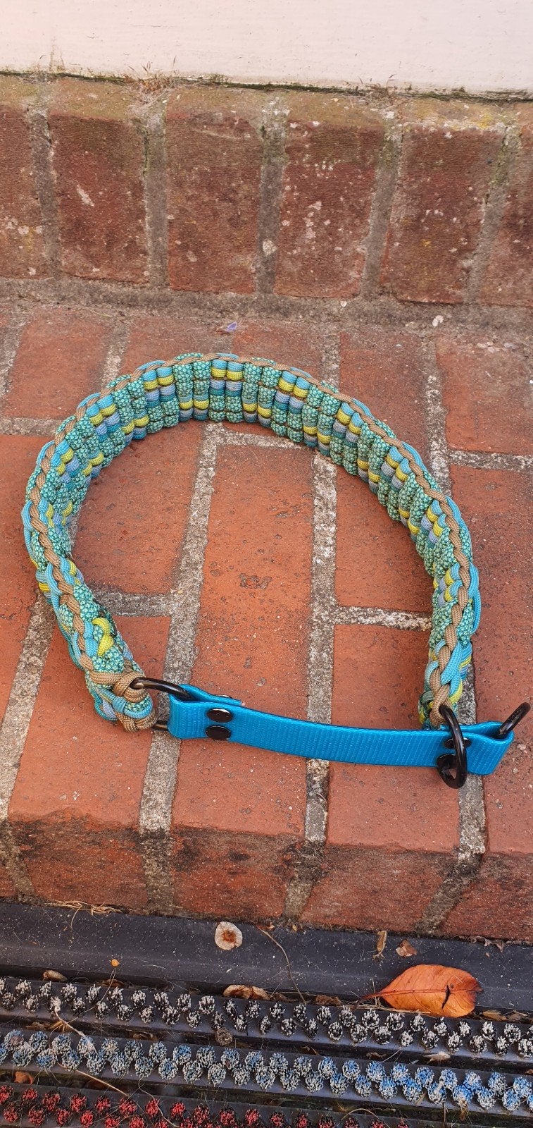 mooi paracord halsband, Ophalen of Verzenden, Zo goed als nieuw