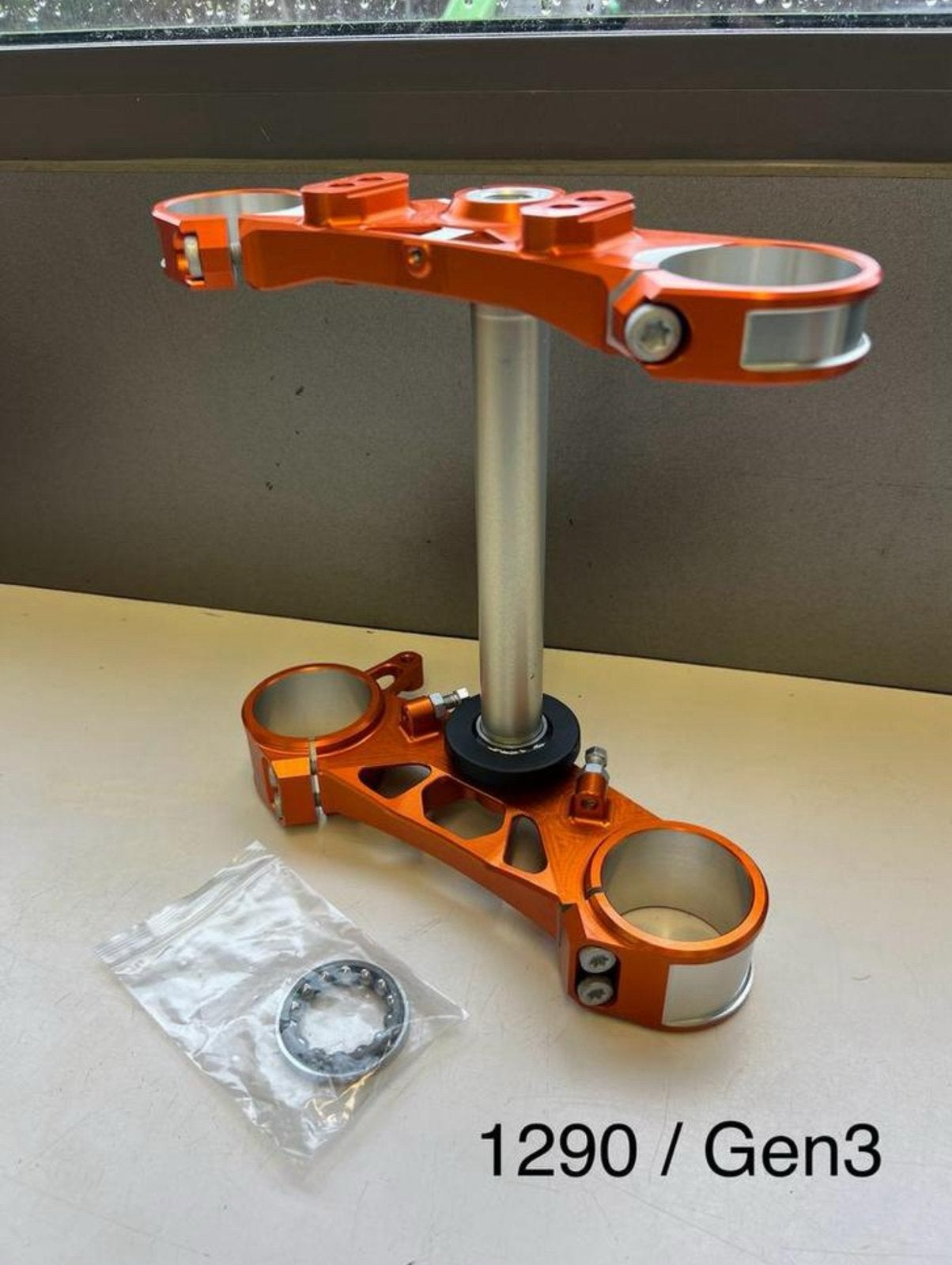 KTM Superduke 1290/1390 Powerparts Triple Clamp NIEUW!!, Ophalen of Verzenden, Zo goed als nieuw