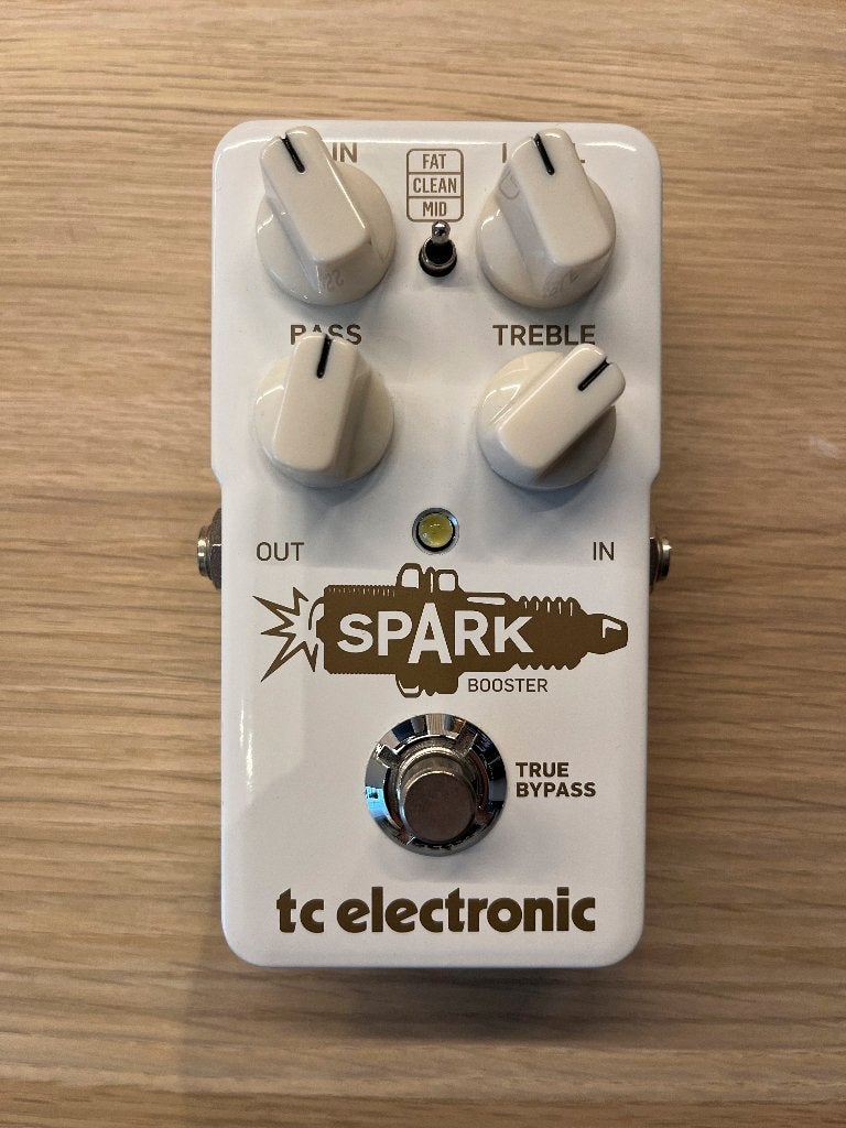 TC Electronic Spark Booster, Muziek en Instrumenten, Ophalen of Verzenden, Zo goed als nieuw, Volume