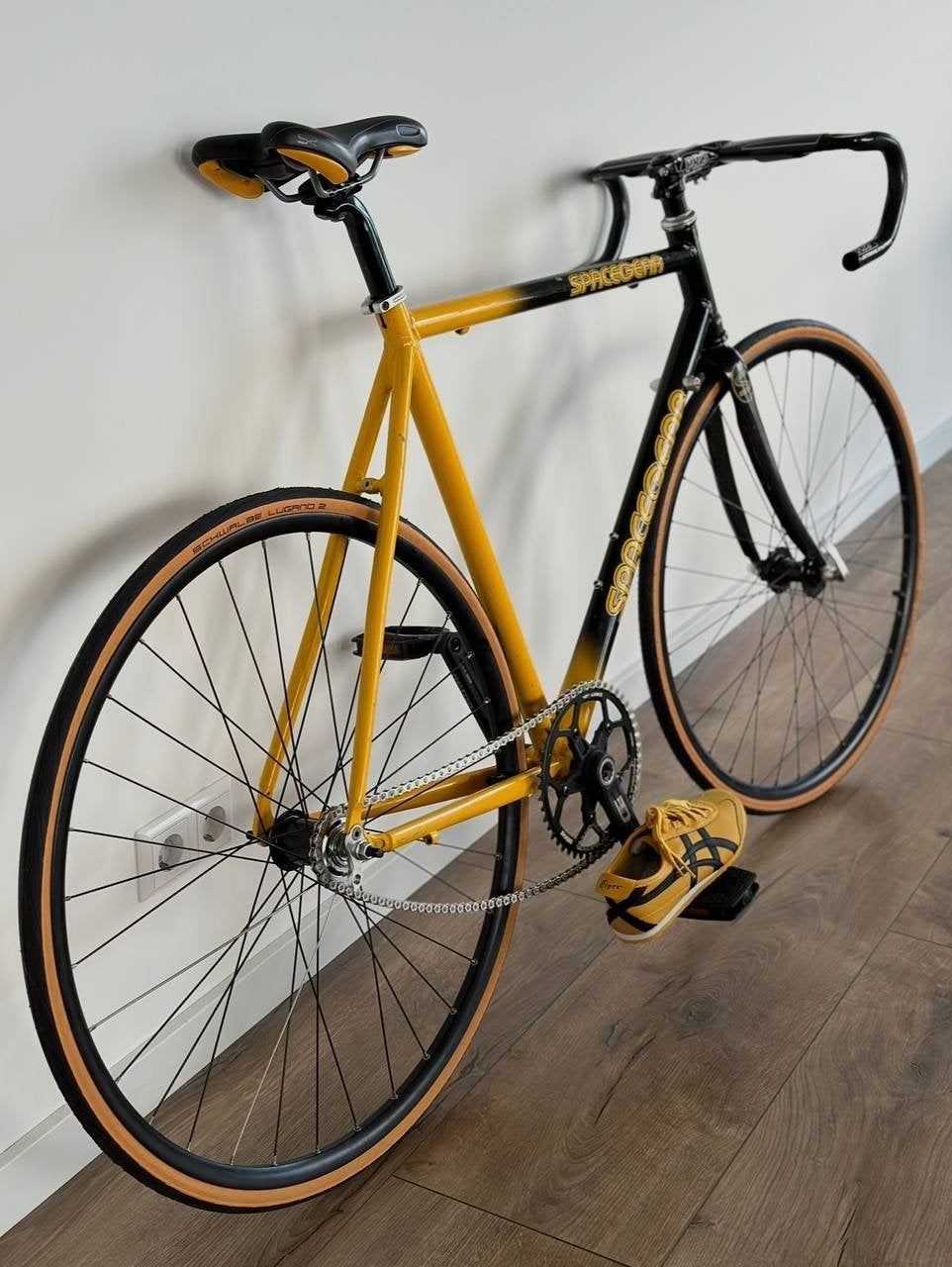 Custom Single-Speed Fiets (Carbon/Alu) - Zo goed als nieuw, Fietsen en Brommers, Fietsen | Heren | Herenfietsen, Ophalen, Zo goed als nieuw