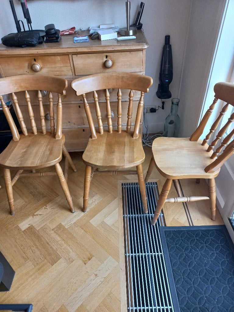 4 houten eetkamer stoelen, Ophalen, Gebruikt, Oud Engelse Windsor stijl, 4 tot 6 stoelen