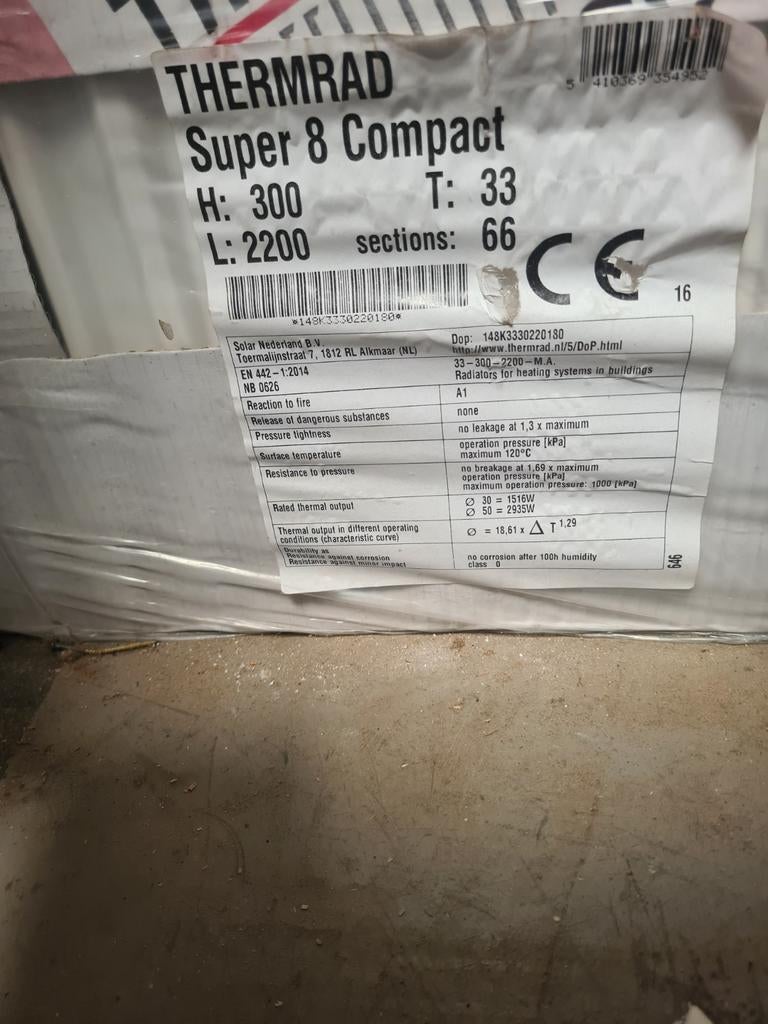 THERMRAD Super 8 Compact Radiator H: 300 L: 2200, Ophalen of Verzenden