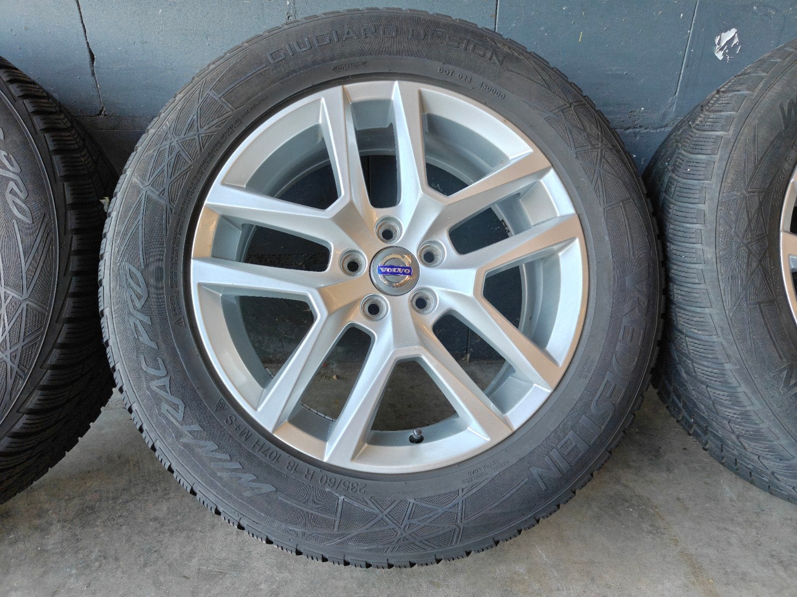 18" Originele Volvo XC60 Winterset Vredestein Tucan, Auto-onderdelen, Ophalen, Gebruikt, Banden en Velgen, Winterbanden