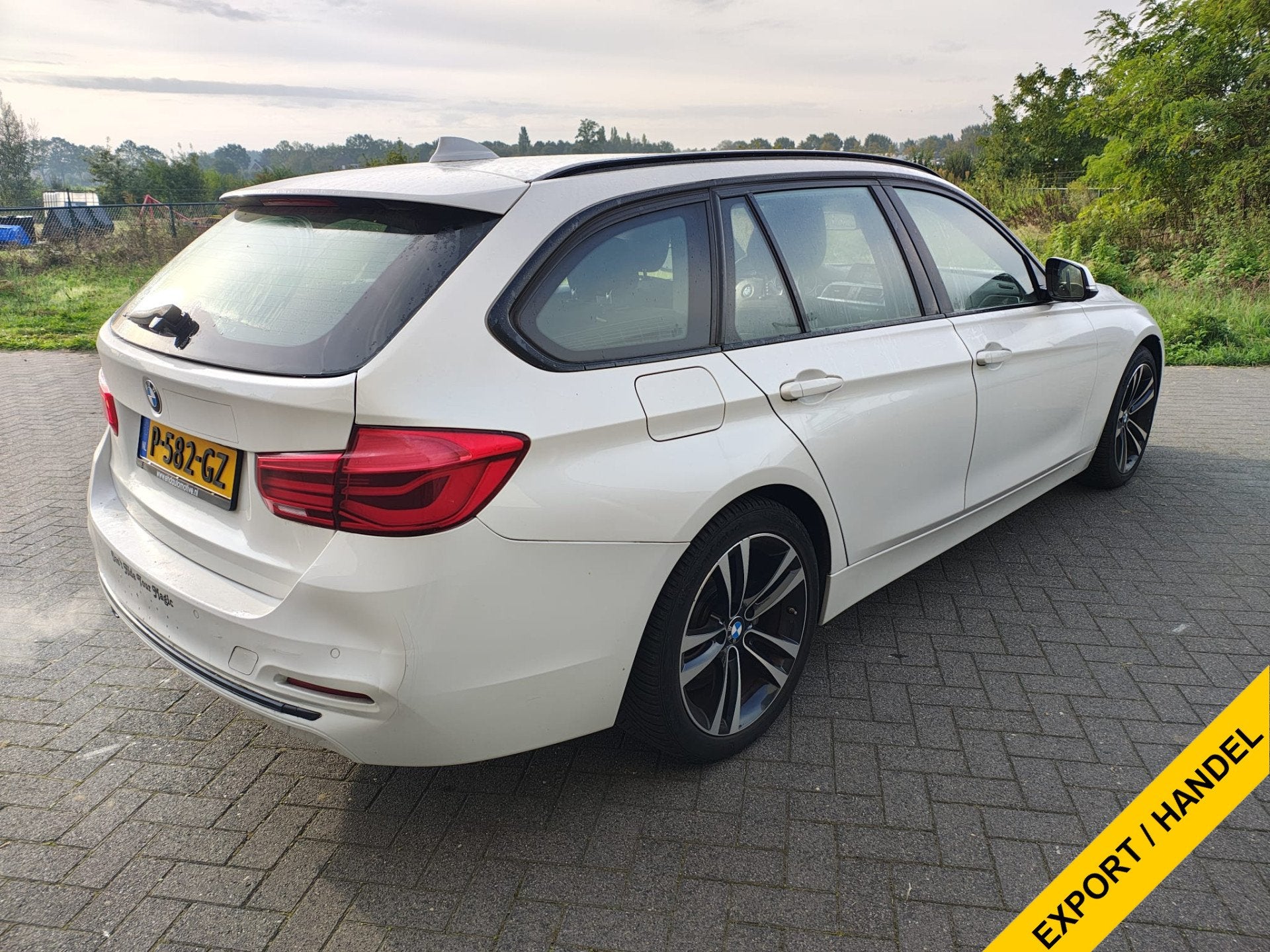 BMW 3 Serie Touring 318i Automaat Sport Panoramadak Stoelver, Automaat, 1465 kg, Wit, Verwarmde buitenspiegels