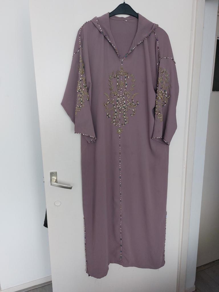 Te koop jellaba maat XL, Ophalen