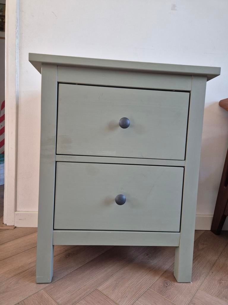 Groen nachtkastje, Huis en Inrichting, Slaapkamer | Nachtkastjes, Ophalen, Gebruikt, Minder dan 45 cm, Minder dan 55 cm
