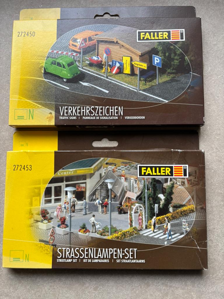 Faller Verkeersborden & Straatlantaarns N-schaal, Hobby en Vrije tijd, Modeltreinen | N-Spoor, Overige merken, Gelijkstroom of Wisselstroom