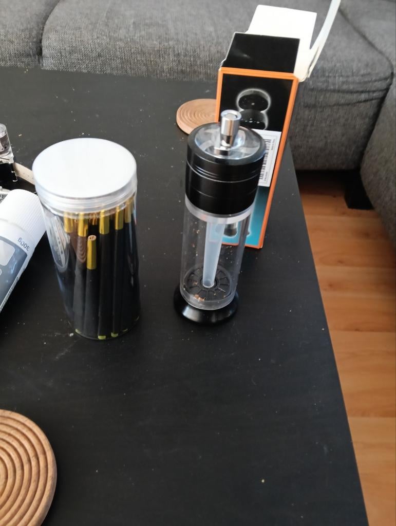 Grinder met hulsen, Ophalen, Zo goed als nieuw, Overige typen