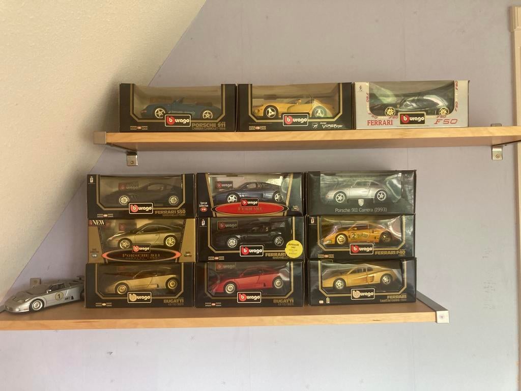 Burago model autos., Ophalen of Verzenden, Zo goed als nieuw
