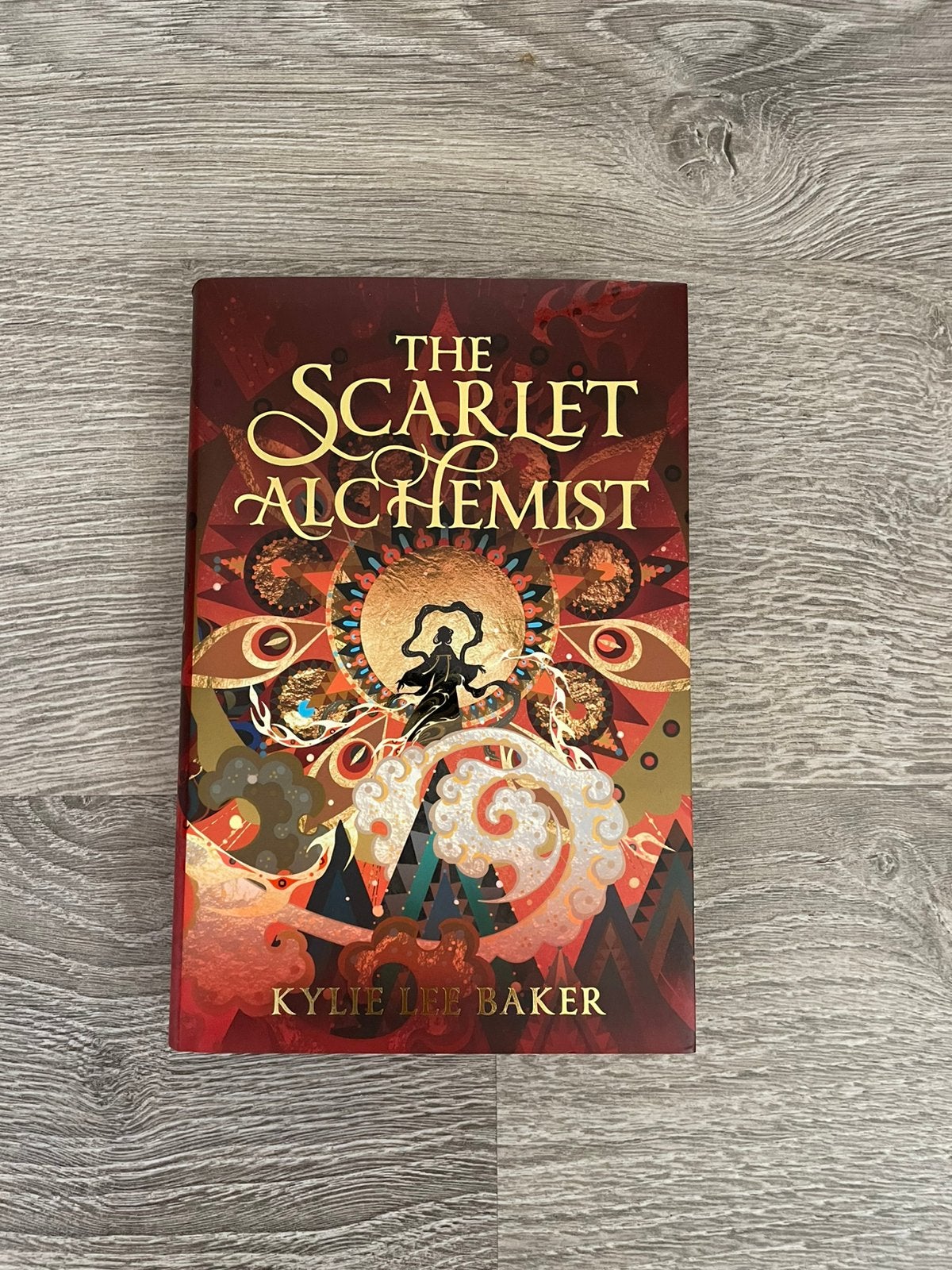 The Scarlet Alchemist - Fairyloot edition, Ophalen of Verzenden, Zo goed als nieuw