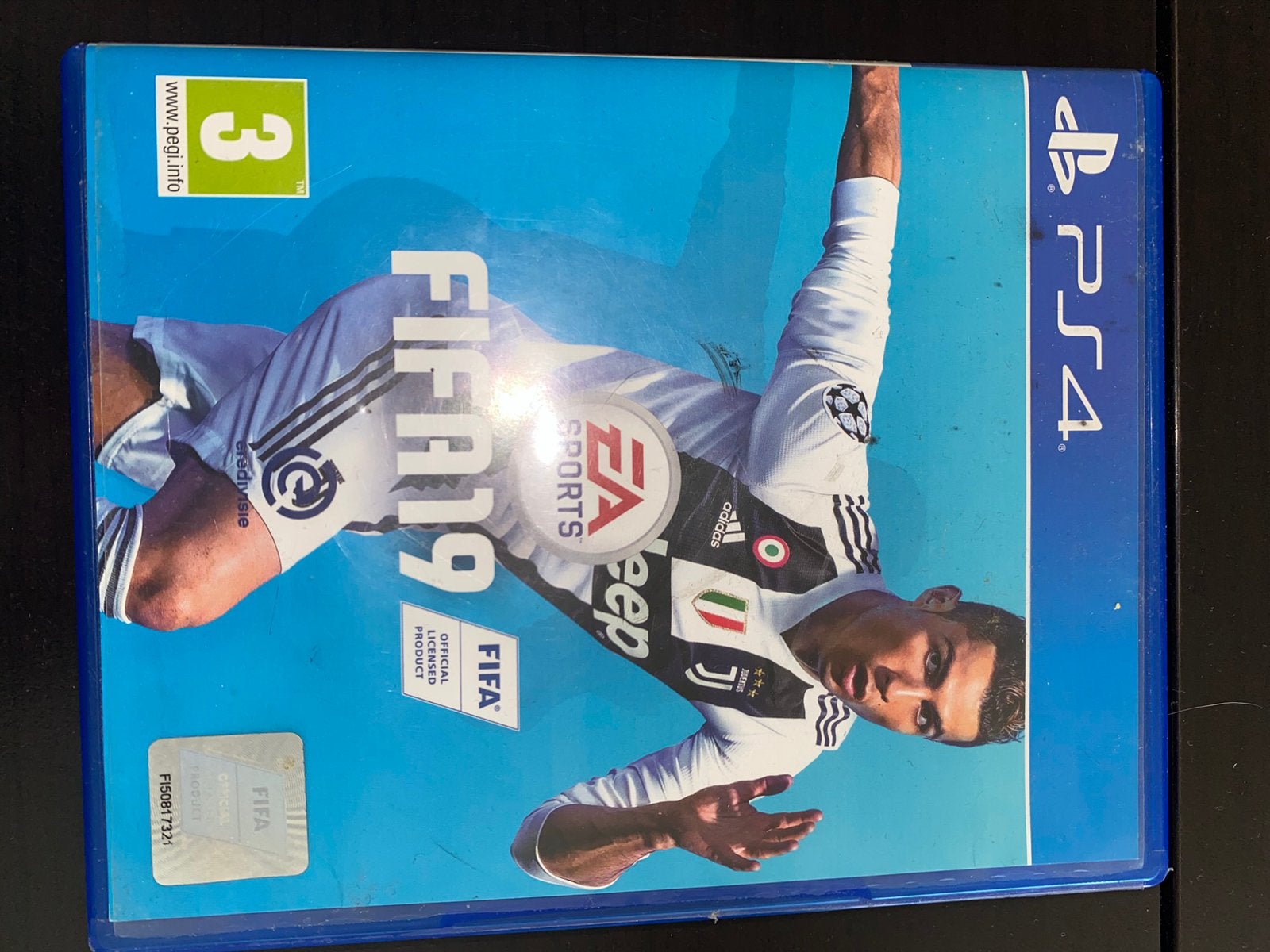 EA Sports Fifa 2019, Ophalen of Verzenden, Zo goed als nieuw, Sport, 3 spelers of meer