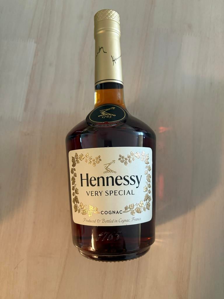 Hennessy VS Cognac - Zeer Speciale Brandy, Verzamelen, Nieuw, Ophalen of Verzenden, Vol, Overige typen