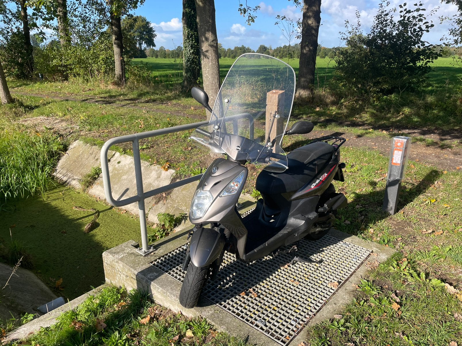 Sym Orbit 2 Geel Kenteken, Ophalen, Zo goed als nieuw, Benzine, Orbit