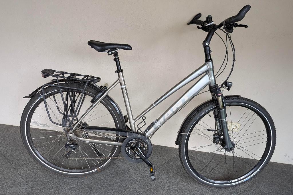 Giant Futuro lage instap, L, 30-versnellingen, Fietsen en Brommers, Fietsen | Dames | Damesfietsen, Ophalen, Versnellingen, Giant