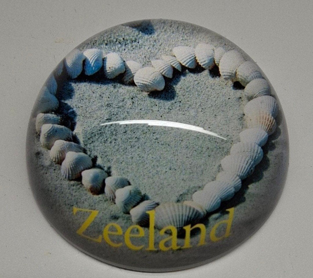 Presse papier met Zeeland motief., Ophalen of Verzenden