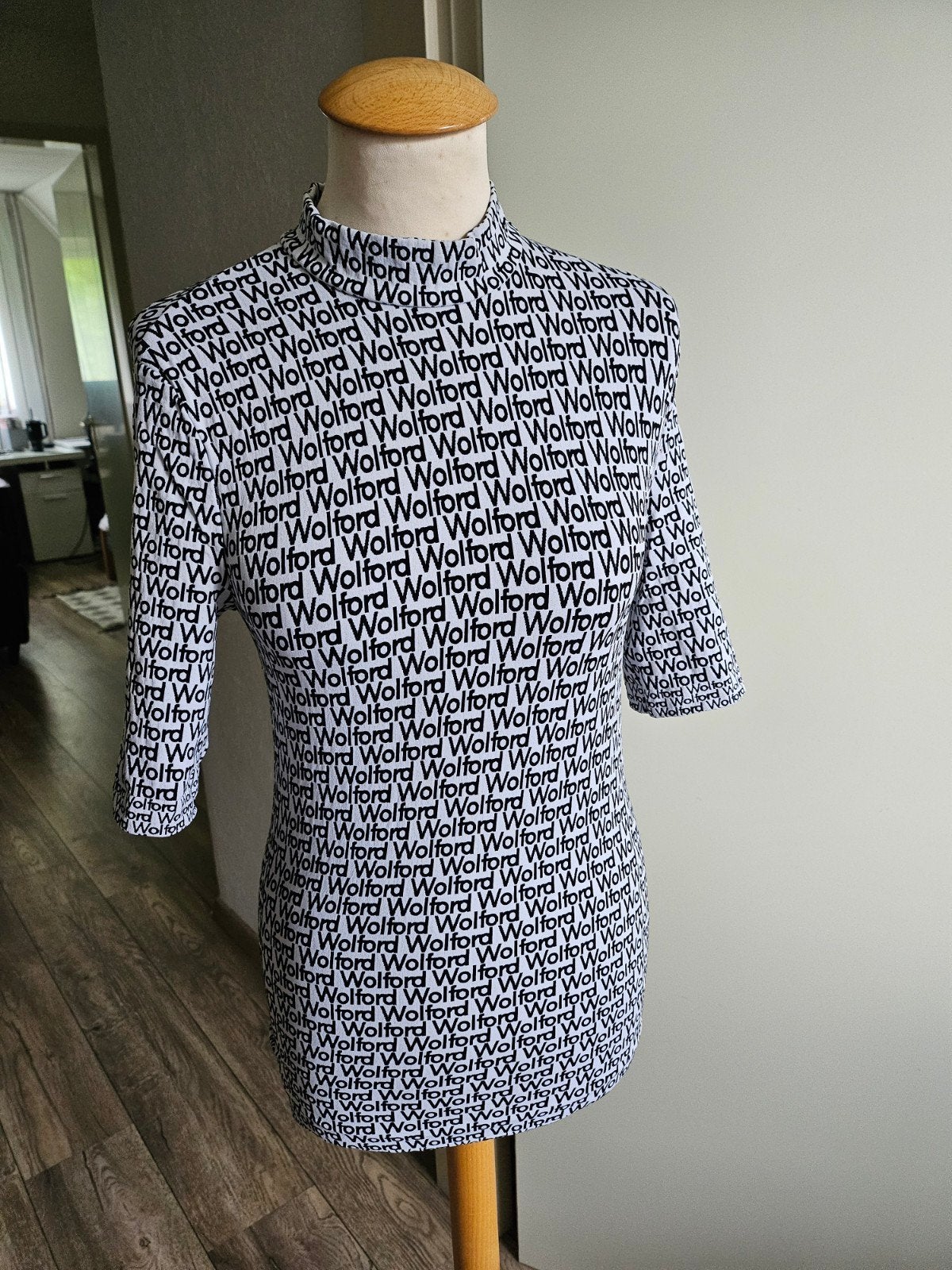 Wolford top met logo print, Zwart, Ophalen of Verzenden, Zo goed als nieuw, Wolford