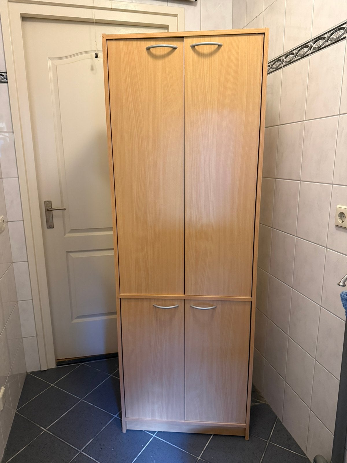 Gratis ophalen kast, Ophalen, Zo goed als nieuw
