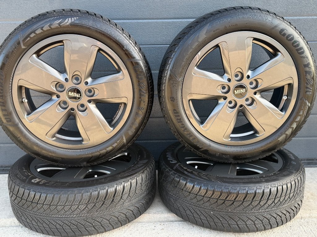 16” Mini Cooper + winterbanden F55 F56, Ophalen, Gebruikt, 16 inch, Banden en Velgen