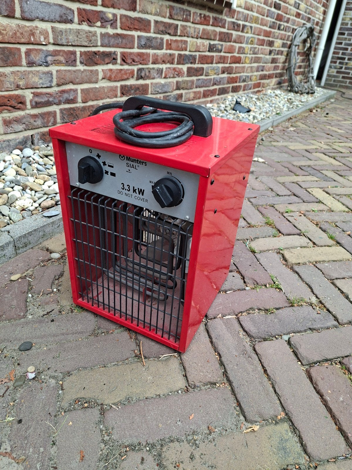 Munters SIAL 3.3 kW elektrische kachel, Doe-het-zelf en Verbouw, 30 tot 80 cm, Gebruikt, Kachel, Minder dan 60 cm