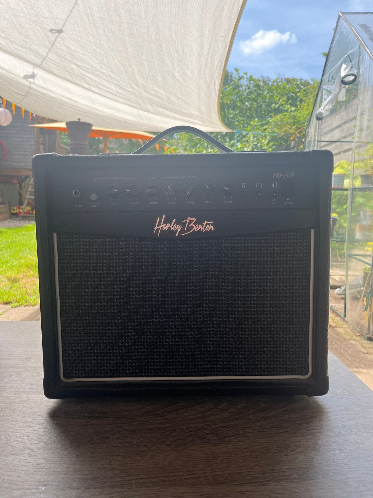 Harley Benton HB-20R Gitaarversterker, Muziek en Instrumenten, Versterkers | Bas en Gitaar, Ophalen of Verzenden, Zo goed als nieuw