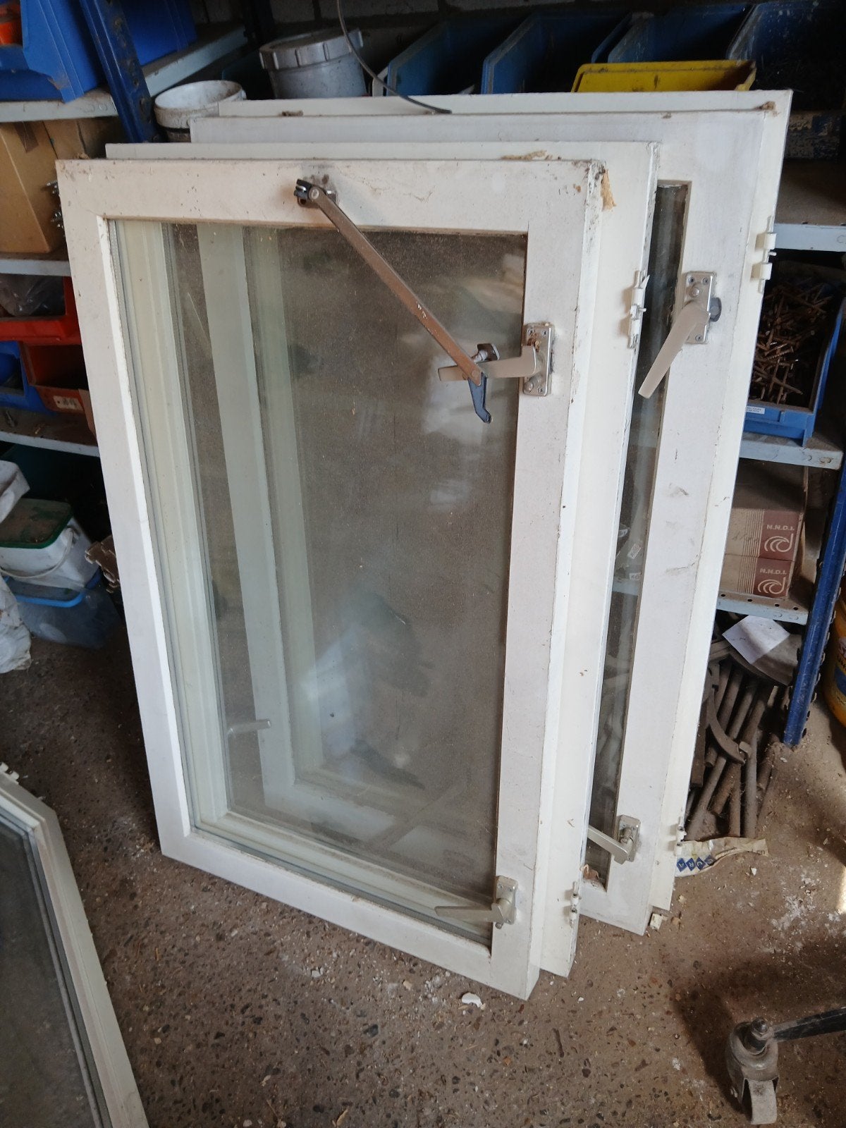 Hardhouten ramen met isolatieglas, Ophalen, Minder dan 80 cm, Gevelraam of Ruit