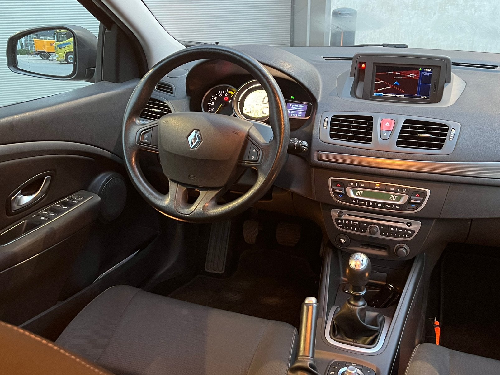 Zwarte Nette Renault Megane 1.4 Tce Estate 131PK/Apk/Navi/AC, Voorwielaandrijving, 680 kg, 4 cilinders, Zwart