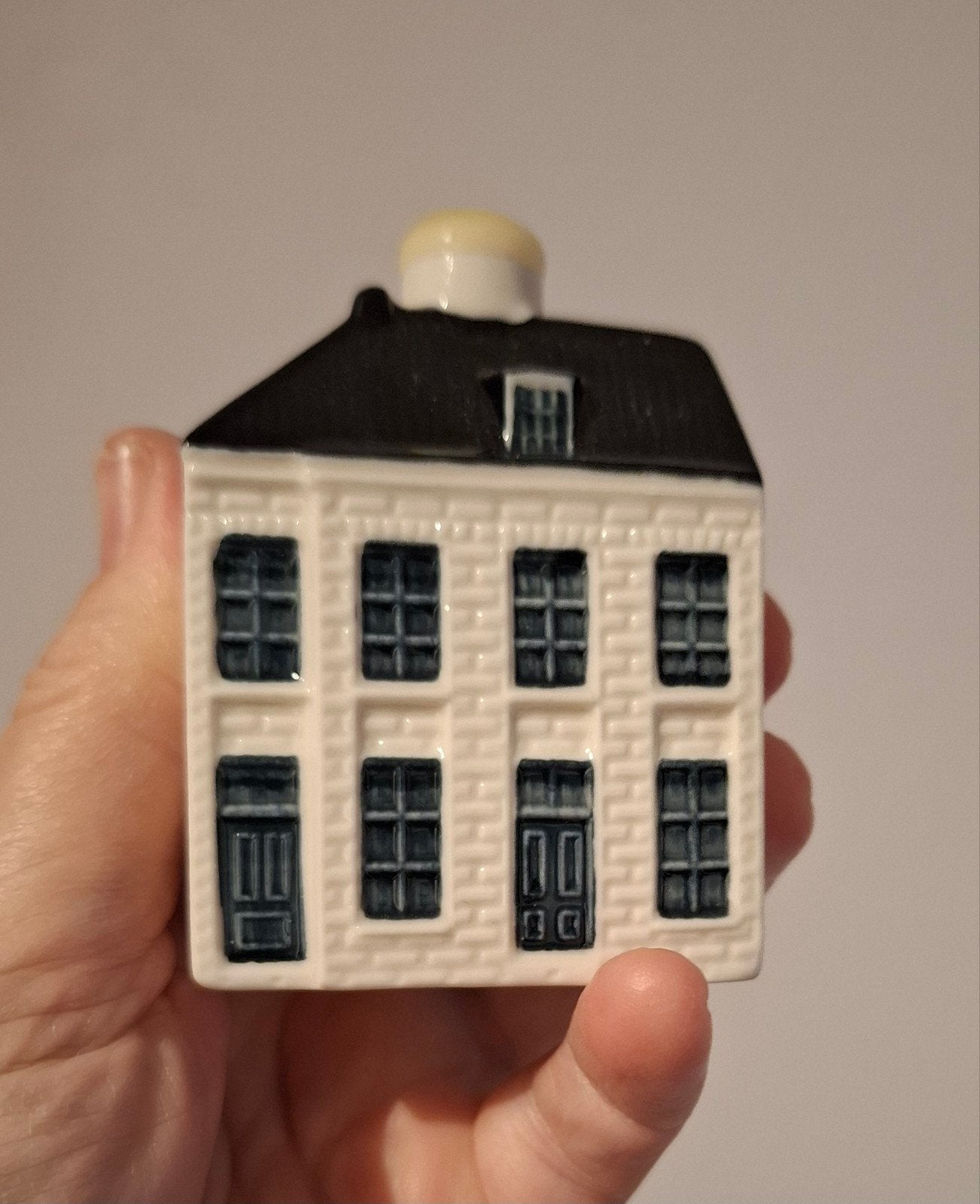 klm huisje 106, Verzamelen, KLM Huisjes, Ophalen of Verzenden, Nieuw, Gevuld