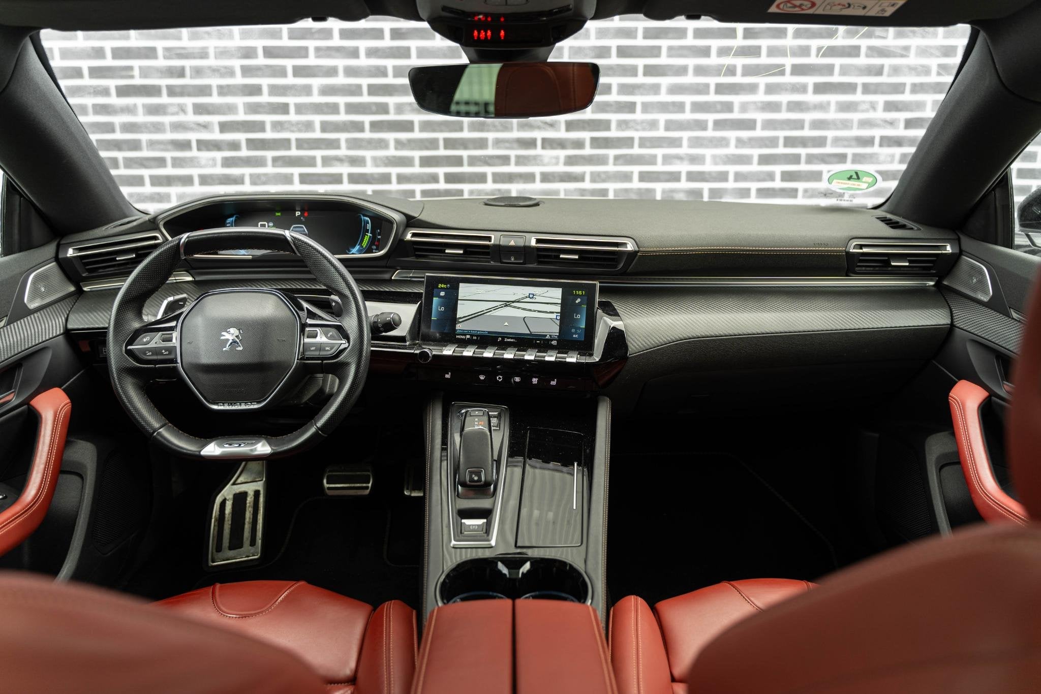 Peugeot 508 SW 1.6 HYbrid 225 GT | Panoramadak | Nappaleder, Gebruikt, Euro 6, 4 cilinders, Lichtsensor